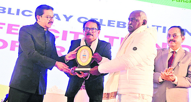 దేశానికి దిక్సూచి రాజ్యాంగం 1