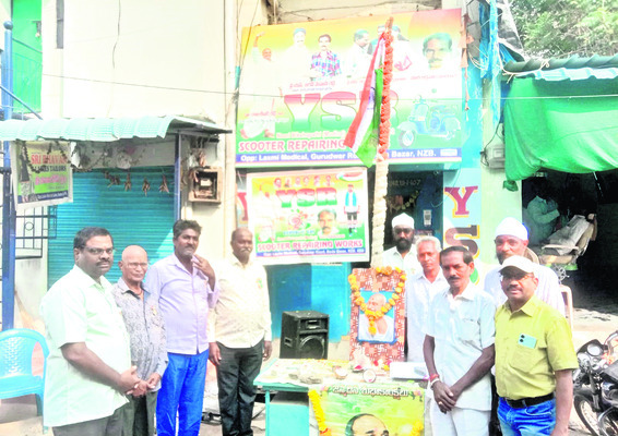 త్రివర్ణ పతాకం రెపరెపలు4