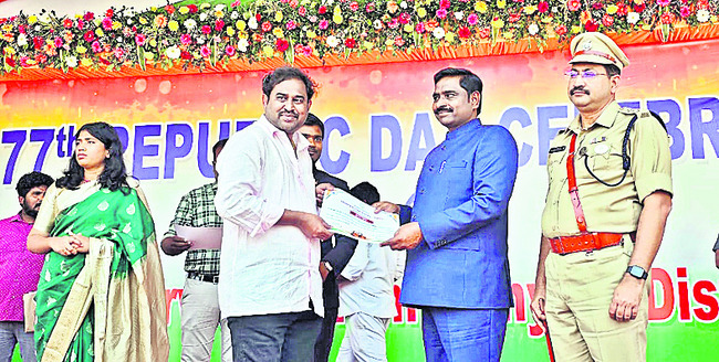 సేవలకు గుర్తింపు3