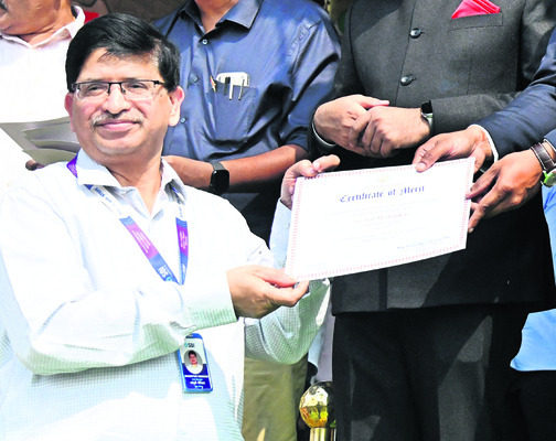 ప్రతిభకు పట్టాభిషేకం15