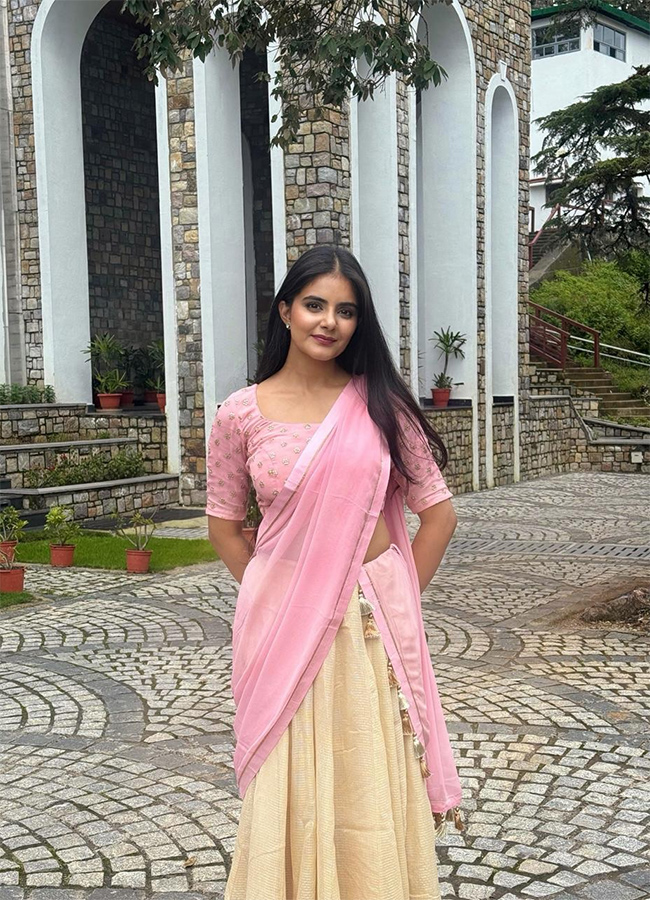 IPS Poorva Choudhary HD Photos Viral16