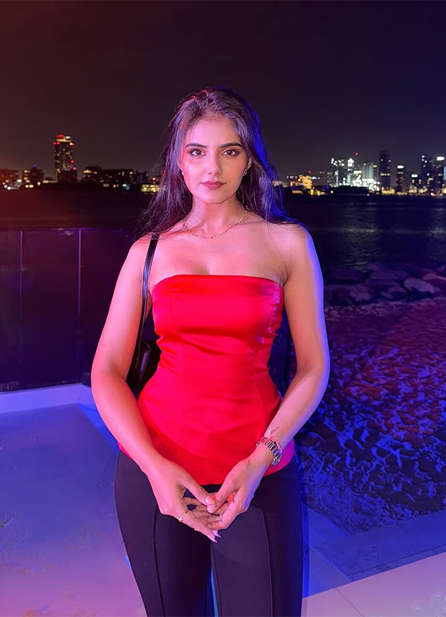 IPS Poorva Choudhary HD Photos Viral25