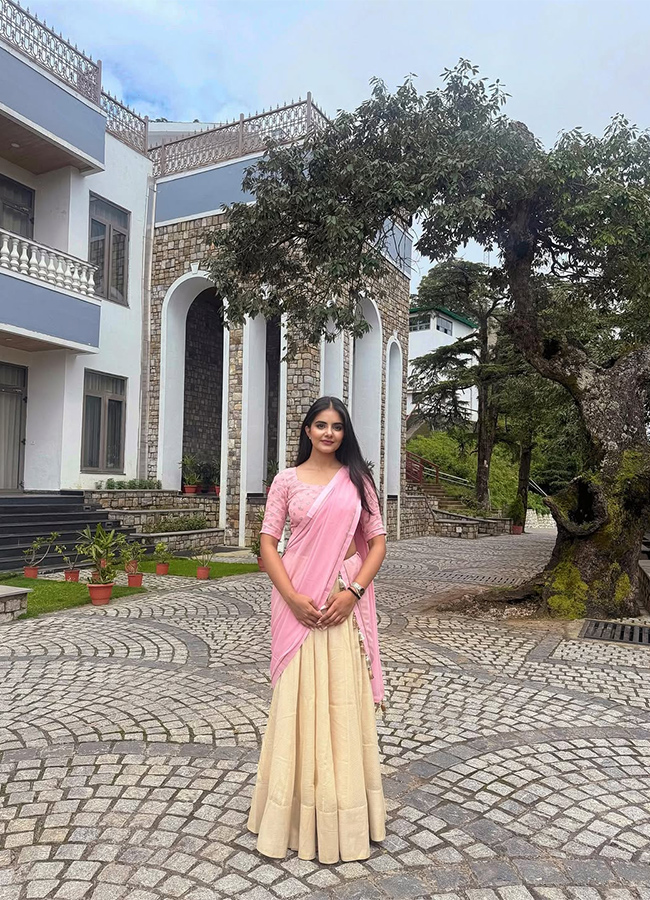 అందాల శివంగి.. ట్రెండింగ్‌లో ఐపీఎస్‌ ఆఫీసర్‌ పూర్వ (ఫొటోలు) | IPS ...
