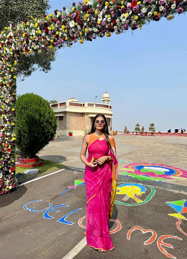 అందాల శివంగి.. ట్రెండింగ్‌లో ఐపీఎస్‌ ఆఫీసర్‌ పూర్వ (ఫొటోలు) | IPS ...