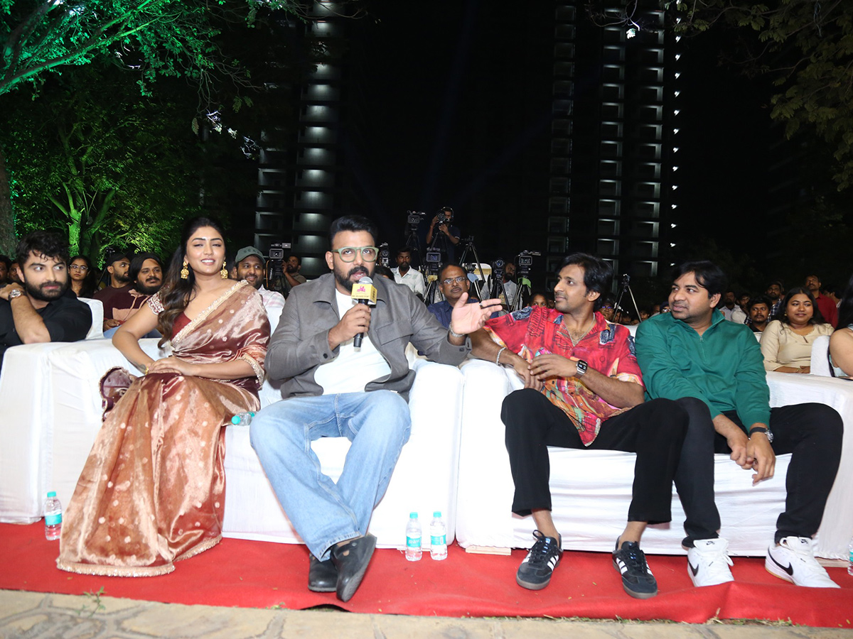 Om Shanti Shanti Shantihi Movie Pre Release Event HD Photos16