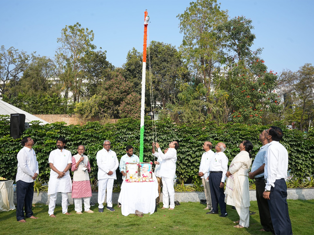 Republic Day celebrations were held grandly in Khairatabad15
