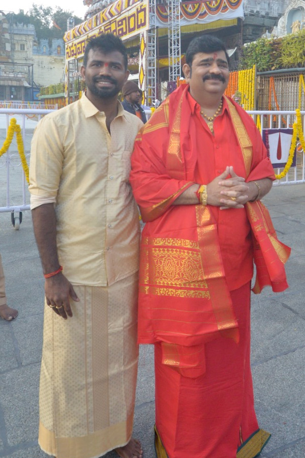 Tollywood Celebrities visited Tirumala Photos15