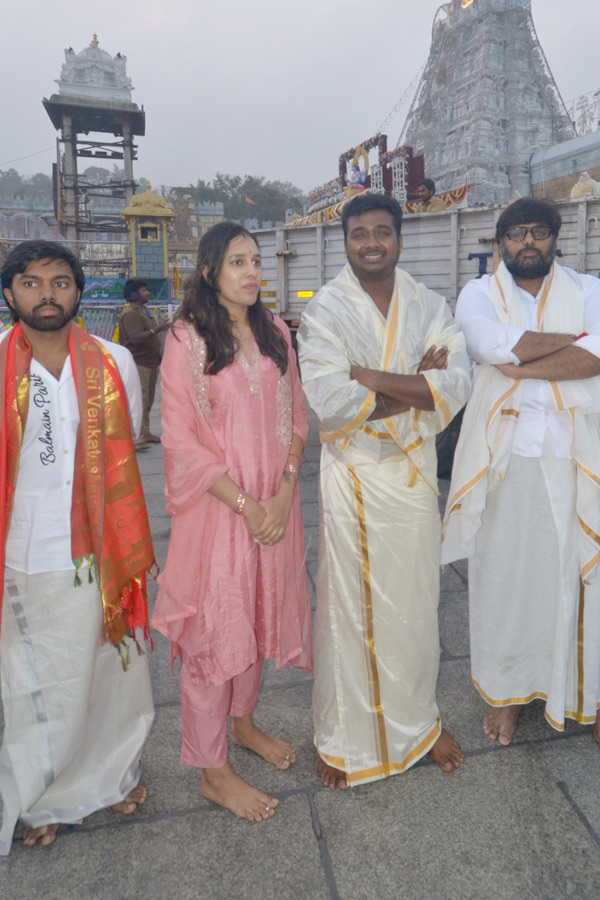 Tollywood Celebrities visited Tirumala Photos2