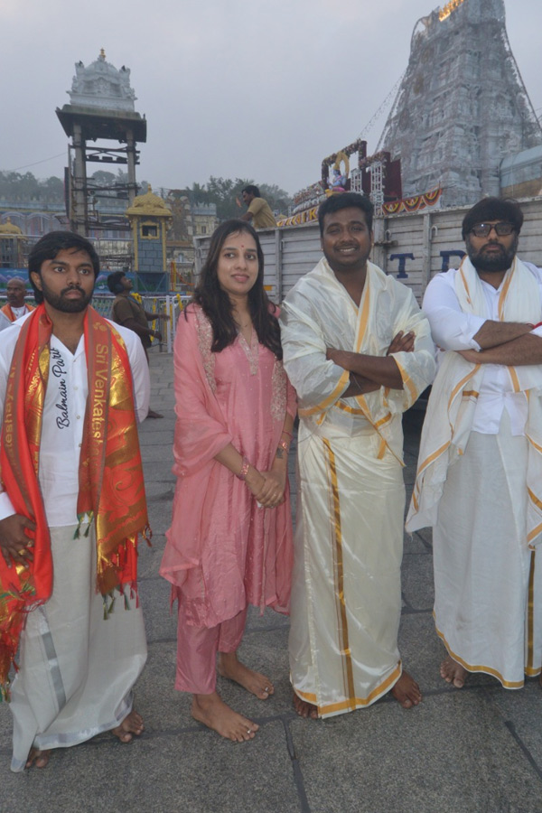Tollywood Celebrities visited Tirumala Photos3