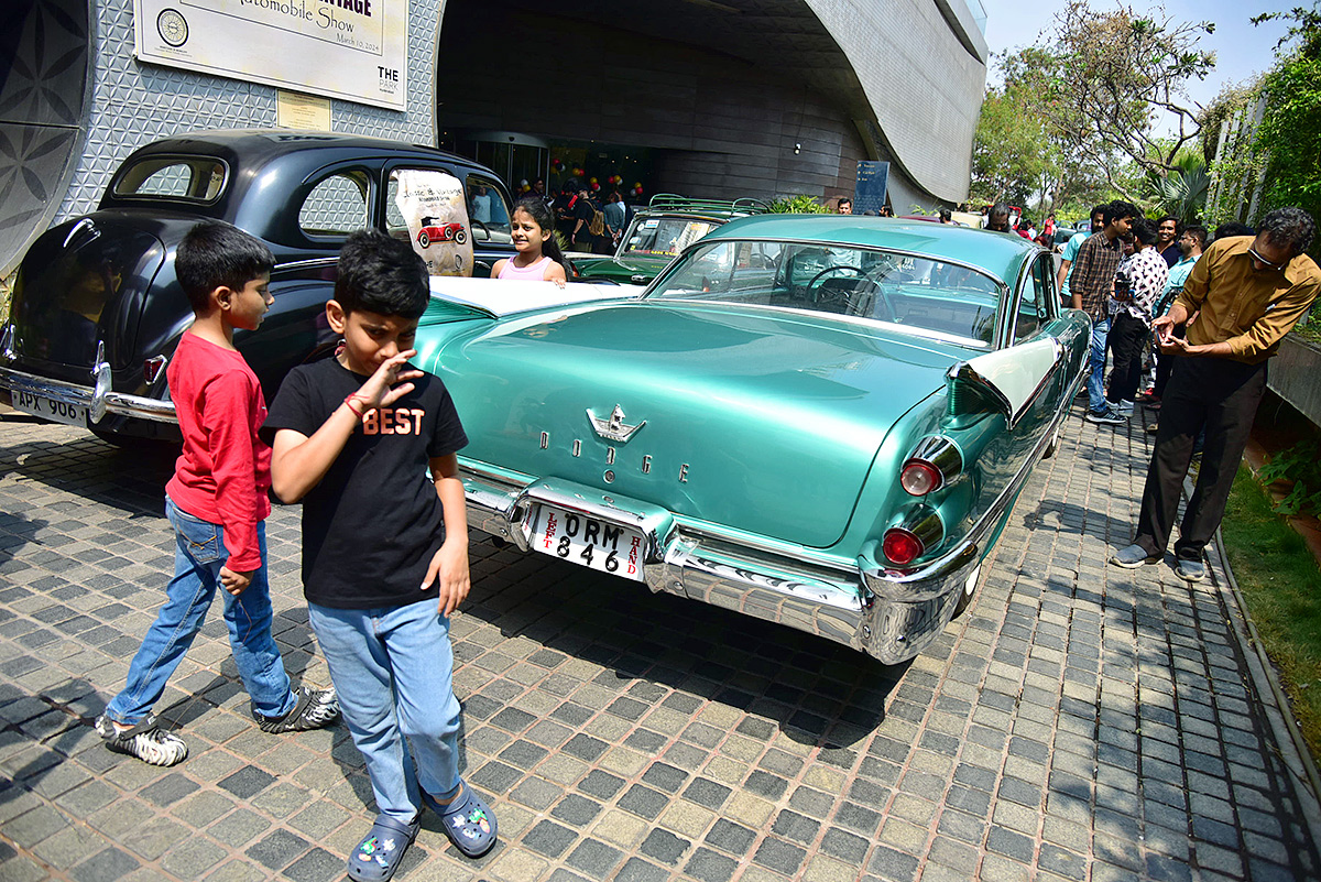 Vintage and Classic Car and Bike Rally 2026 HD Photos12