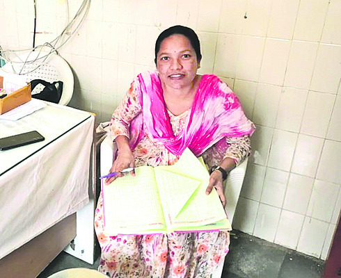 విధుల్లో నిర్లక్ష్యం.. అందని ఆరోగ్యం2