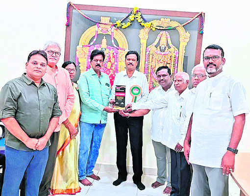 సైన్స్‌ సెంటర్‌లో  బయోమిమిక్రీ గ్యాలరీ 1