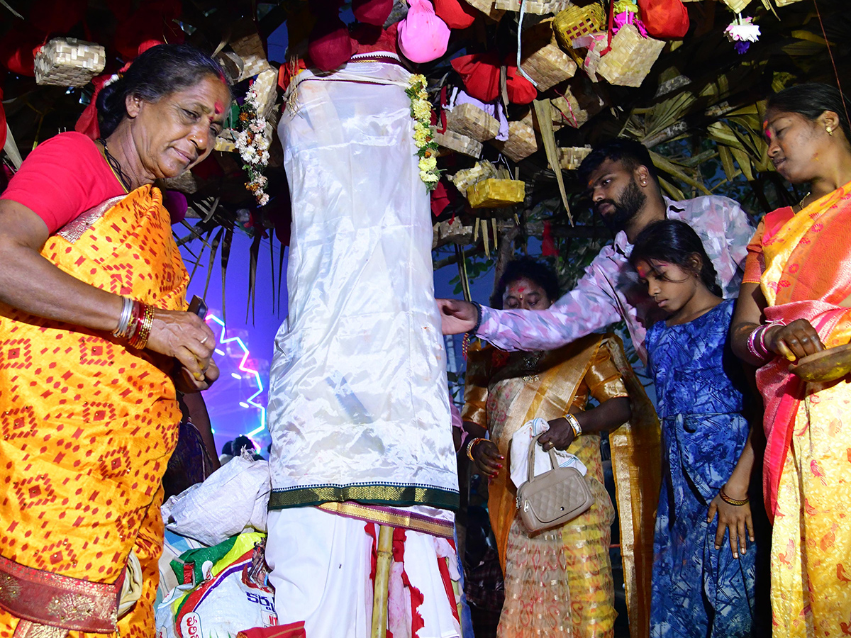 Sammakka Sarakka Medaram Maha Jatara 2026 HD Photos21