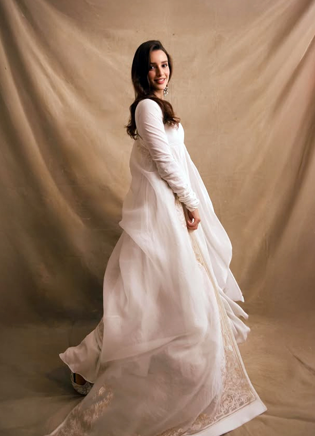 Animal movie Beauty Tripti Dimri looking full of glamour... Photos11