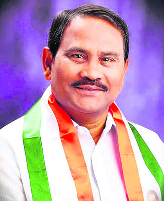 ● ప్రతీసారి కార్మిక కుటుంబానికే చైర్‌పర్సన్‌ పీఠం ● ప్ర3