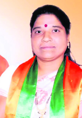 రాచరికం toప్రజాస్వామ్యం 11