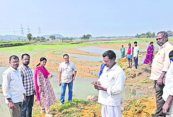కాలువకు గండి 1