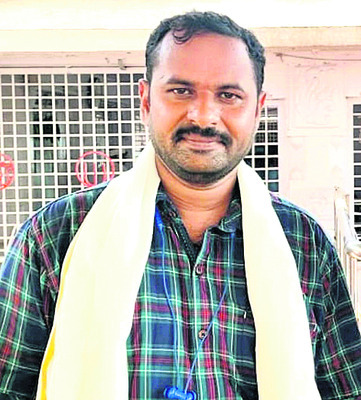 ఆర్థిక ఇబ్బందులతో పవర్‌లూమ్‌ కార్మికుడి ఆత్మహత్య1