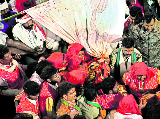 Priests taking Saralamma1