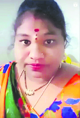 రోడ్డు ప్రమాదంలో దంపతుల మృతి 1