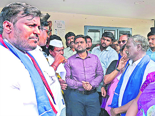 ‘గంటి’ దళిత యువకులకు న్యాయం చేయాలి1