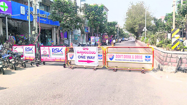 నీళ్లు లేవు.. నీడ లేదు1