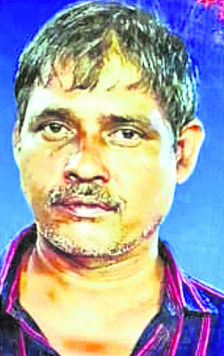 ఆర్థిక ఇబ్బందులతో పవర్‌లూమ్‌ కార్మికుడి ఆత్మహత్య2