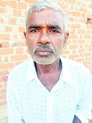 ఆర్థిక ఇబ్బందులతో  కార్మికుడి ఆత్మహత్య3