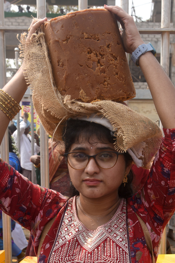 Medaram Samakka Saralamma Jatara 2026 Photos19