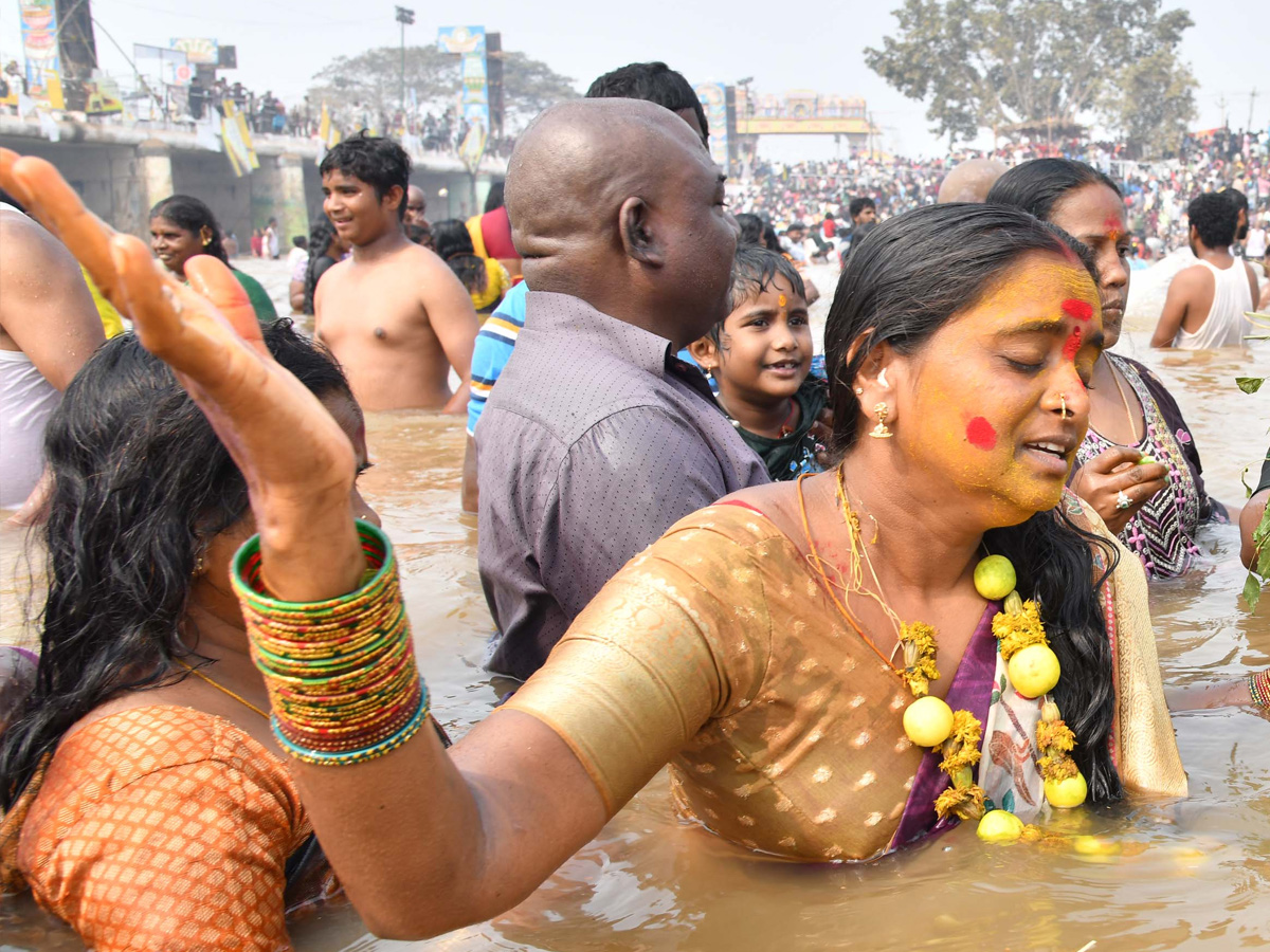 Medaram Samakka Saralamma Jatara 2026 Photos21