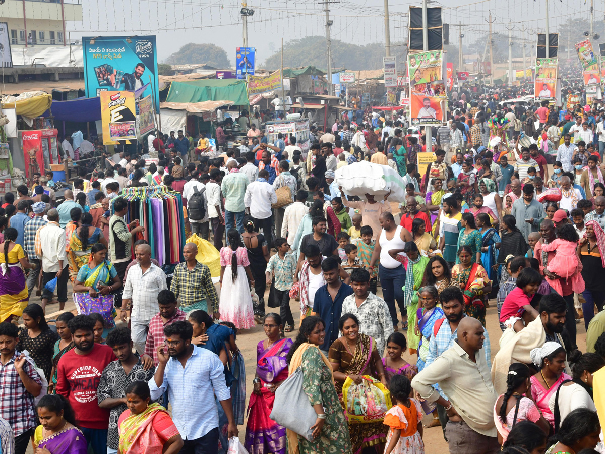 Medaram Samakka Saralamma Jatara 2026 Photos28