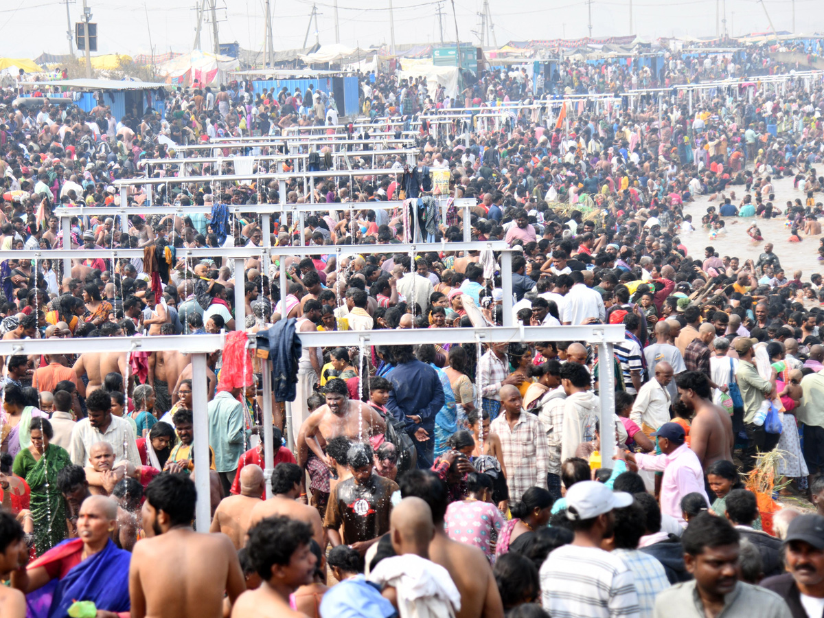 Medaram Samakka Saralamma Jatara 2026 Photos45