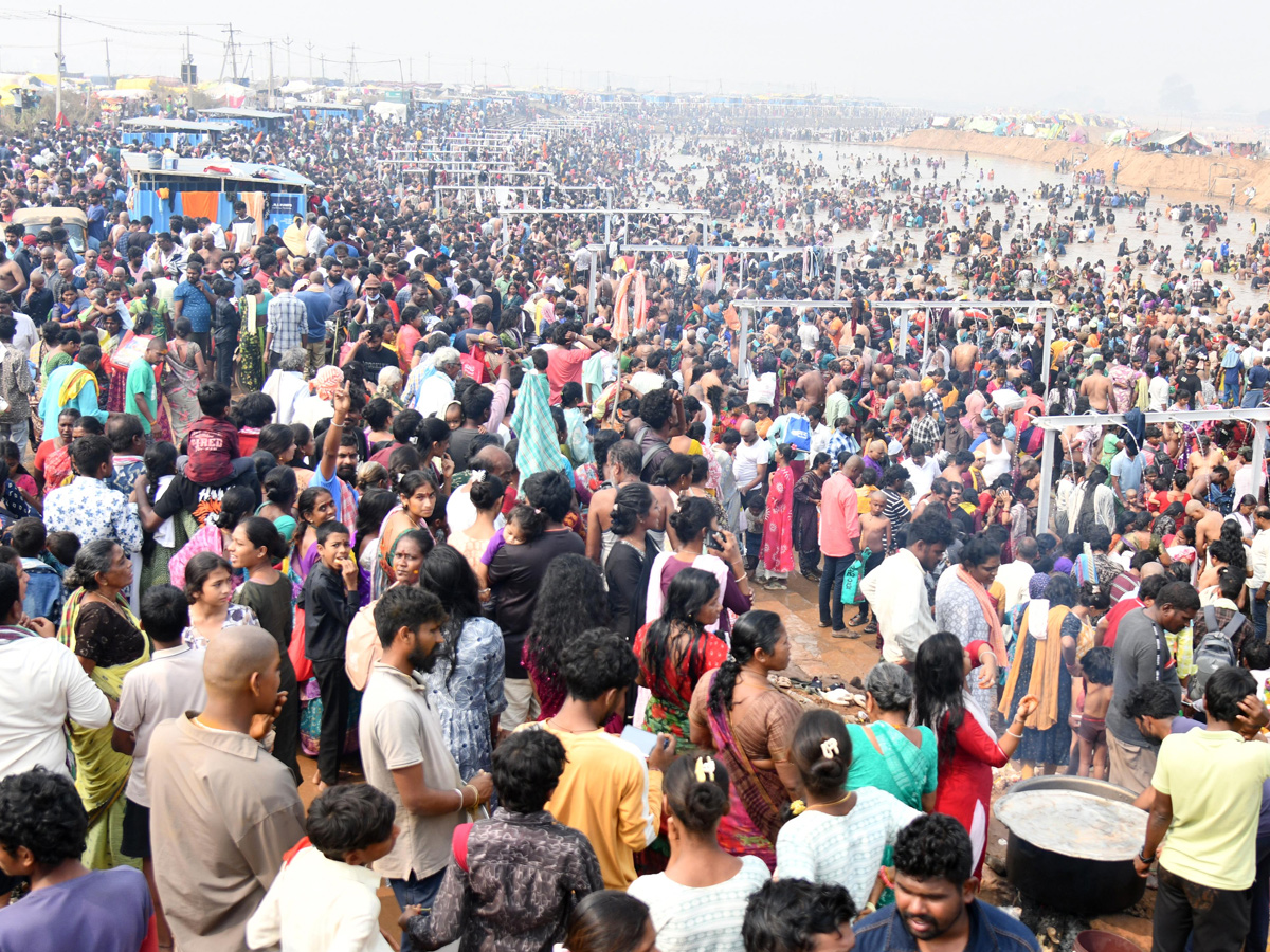 Medaram Samakka Saralamma Jatara 2026 Photos47