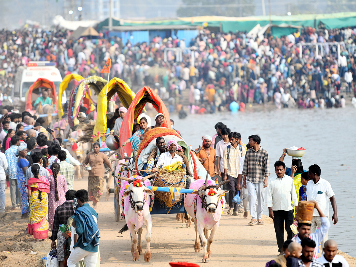 Sammakka Sarakka : Medaram Jatara 2026 HD Photos 24