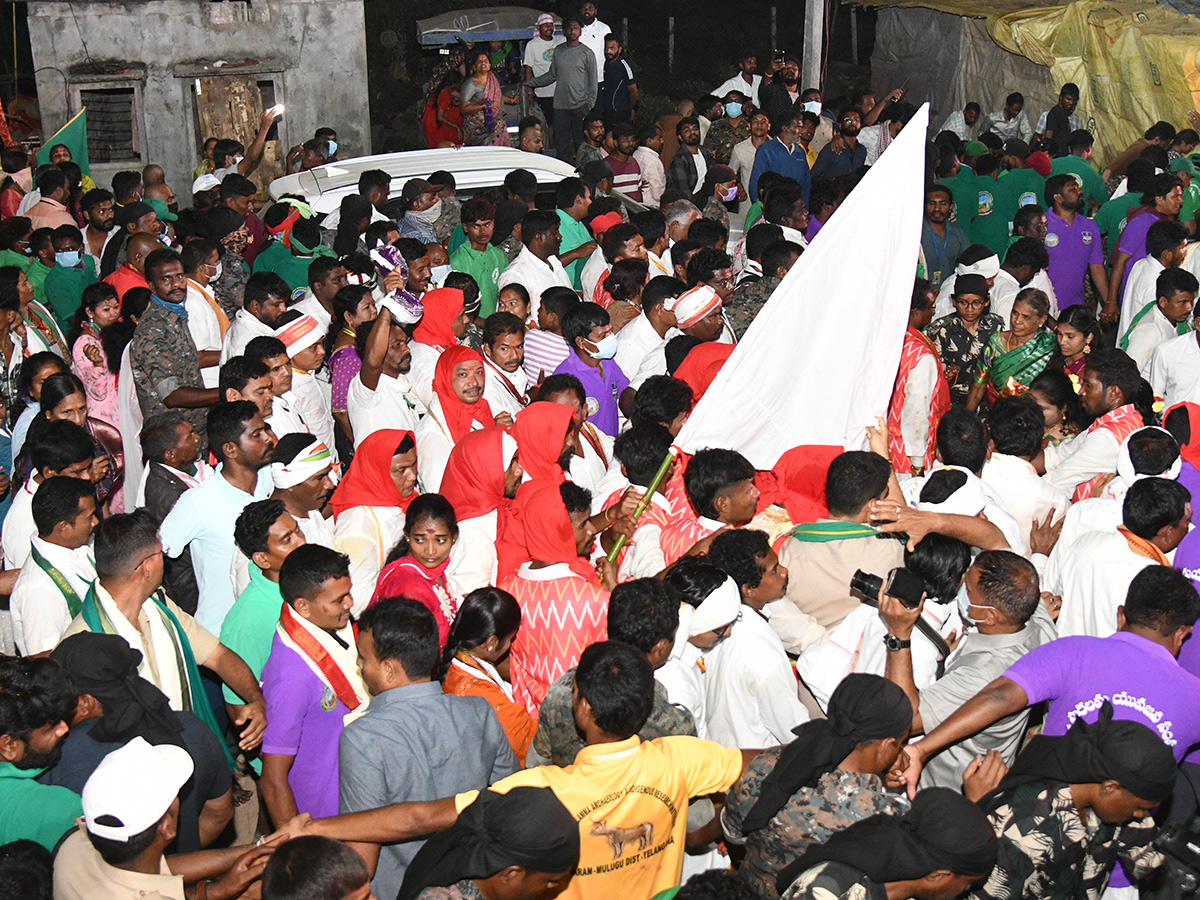 Sammakka Sarakka : Medaram Jatara 2026 HD Photos 5