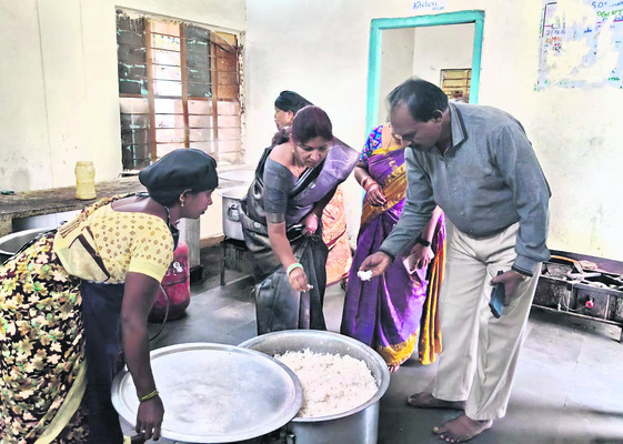 వేరుశనగ క్వింటా రూ.7,602 
2