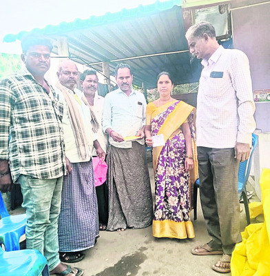 ఆలయ నిర్మాణానికి రూ.2లక్షల విరాళం
1