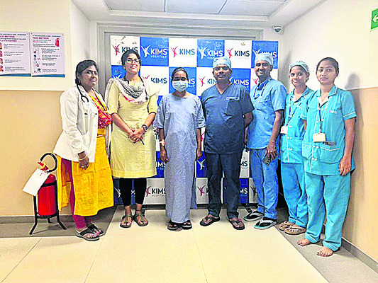 ఆదిత్యుని సన్నిధిలో గుజరాత్‌ హైకోర్టు చీఫ్‌ జస్టిస్‌   3