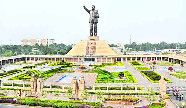 స్మృతి వనంపై ‘నిర్లక్ష్యం’ నీడ 1