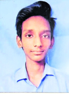 బీటెక్‌ విద్యార్థి ఆత్మహత్య1