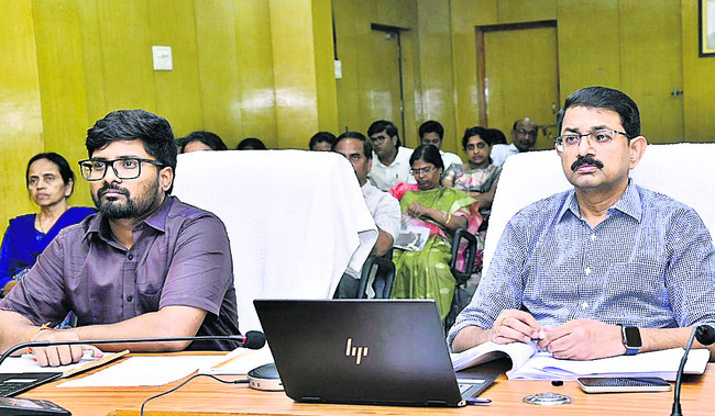 9వ తేదీలోగా పాసుపుస్తకాల పంపిణీ పూర్తిచేయాలి 1