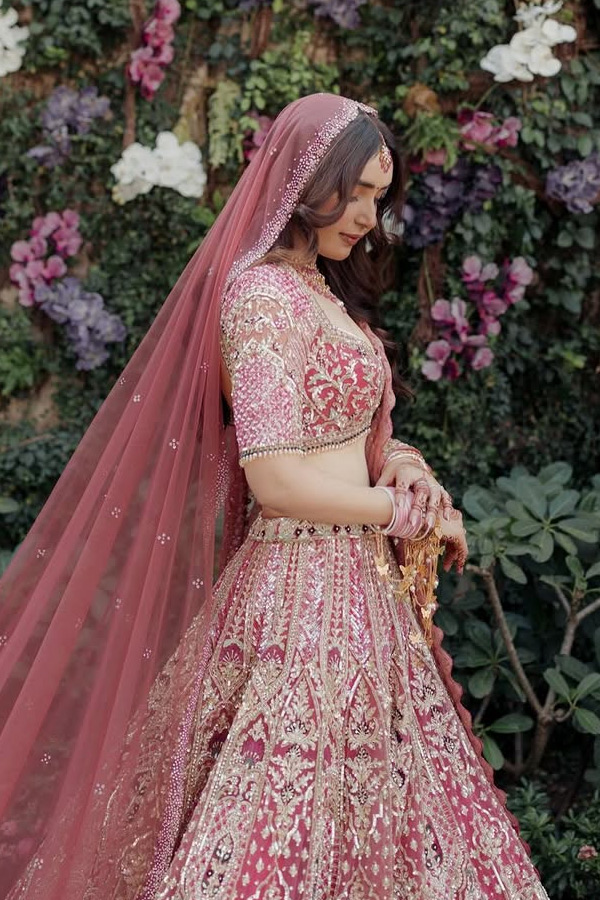 Hrithik Roshan shared Beautiful pictures with His family from his cousin Eshaan wedding Photos11