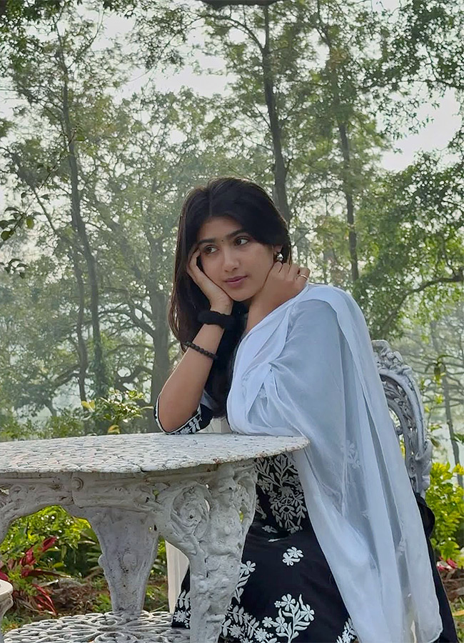 Riya Shibu is an Indian film Producer and Actress Photos16