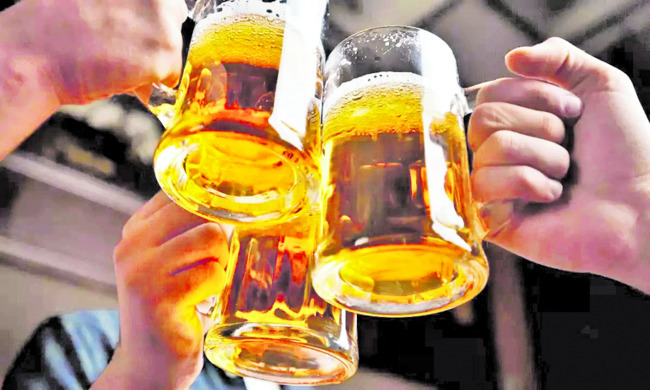 రూ.19 కోట్లు.. తాగేశారు2