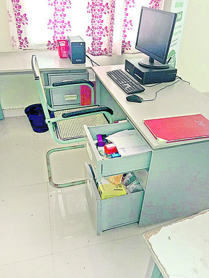 కుప్పిగానిపల్లె  సచివాలయంలో చోరీ 
1