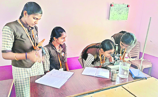 ప్రాక్టికల్‌ పరీక్షలకు వేళాయె1