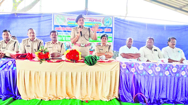 విధి నిర్వహణలో  అలసత్వం వద్దు1