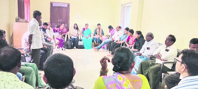 గ్రామసభలు నిర్వహించండి 
1