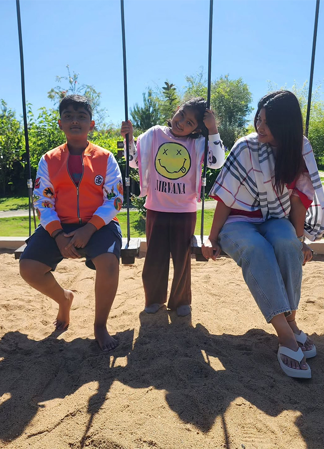 Actress Sneha in Paris Viral Photos12