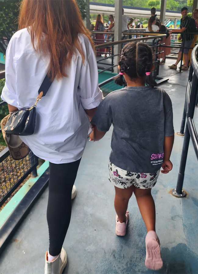 Actress Sneha in Paris Viral Photos5